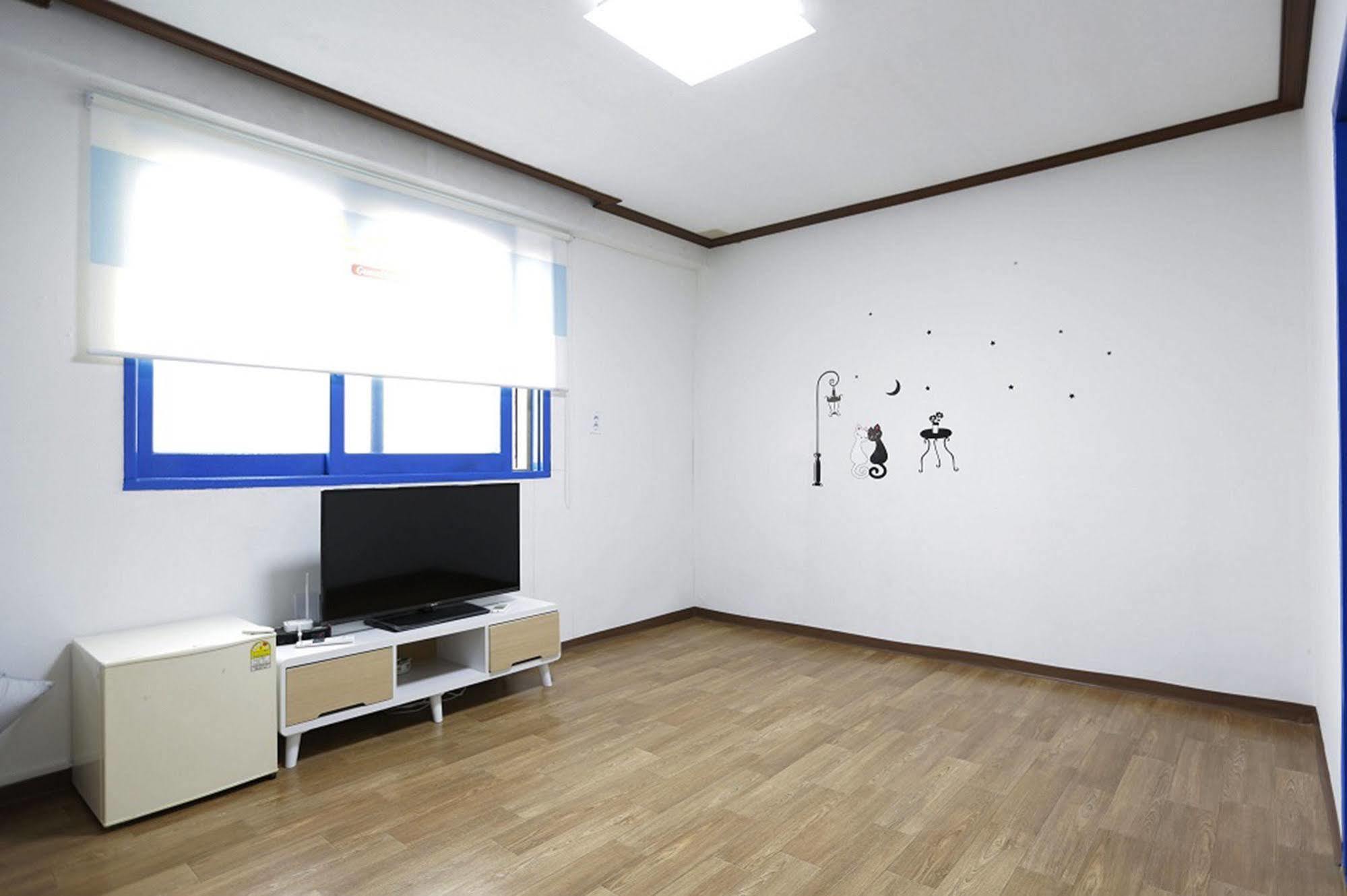 Chunja Guesthouse Gangneung Buitenkant foto